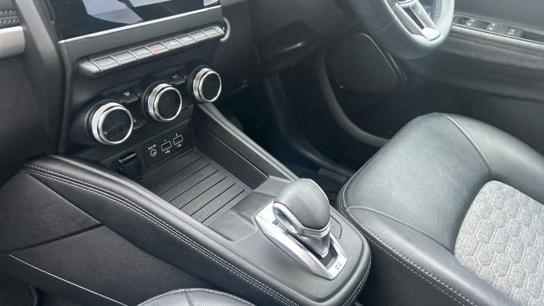 Renault Zoe 100kW Riviera Limited Edn R135 50kWh RC 5dr Auto Electric Hatchback